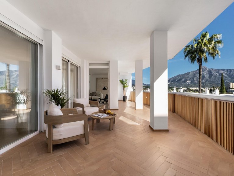 Apartment for Sale in Marbella, Malaga 16