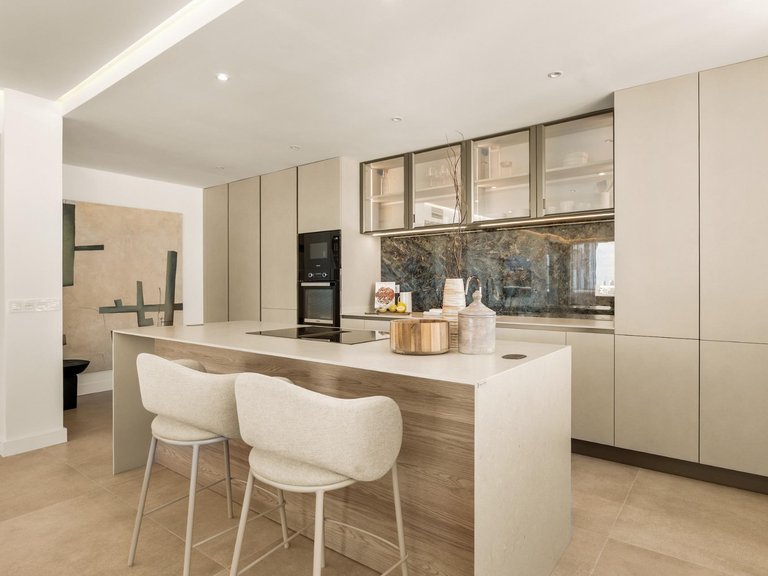 Apartment for Sale in Marbella, Malaga 8