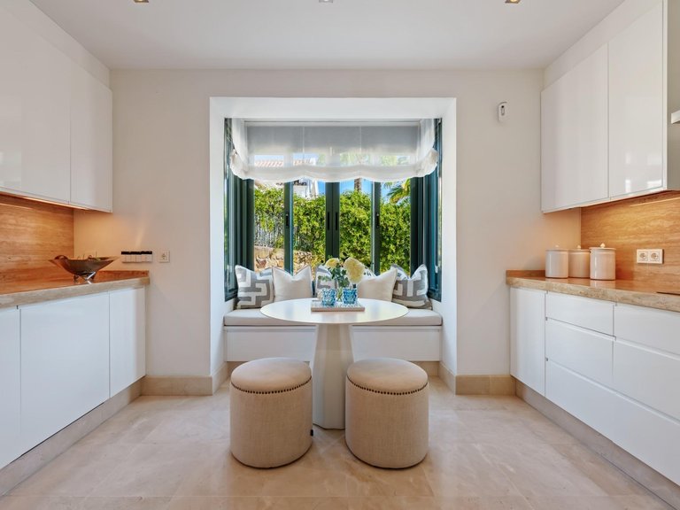 Apartment for Sale in Marbella, Malaga 13