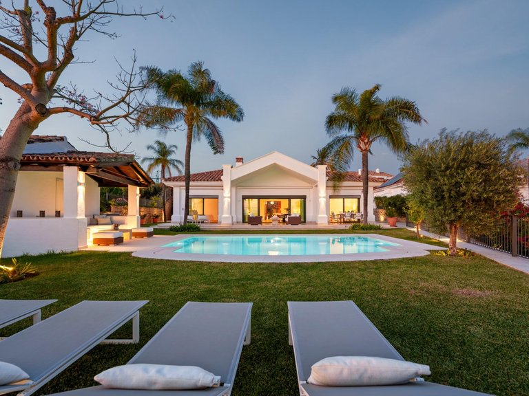 Apartment for Sale in Marbella, Malaga 24