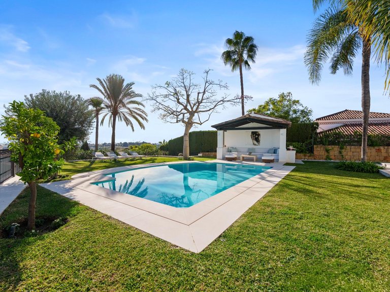 Apartment for Sale in Marbella, Malaga 51