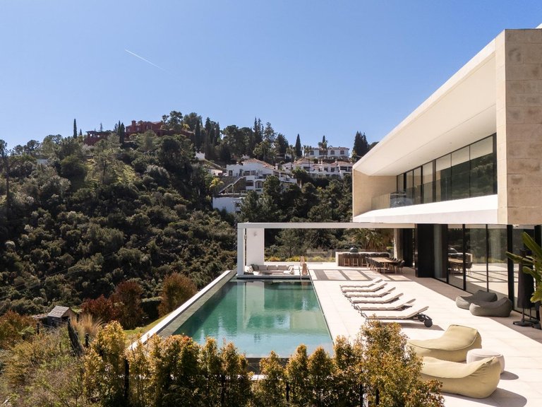 Villa for Sale in Benahavis, Malaga 4