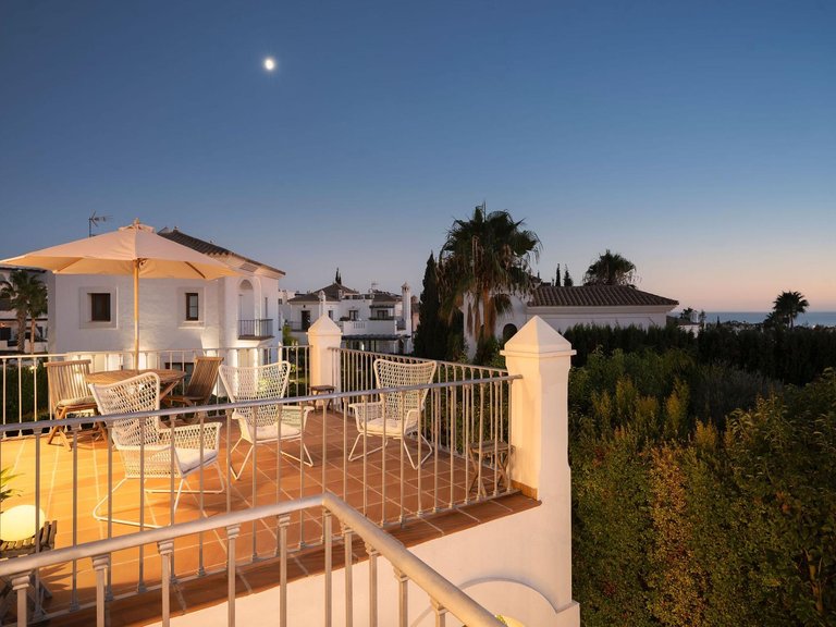 Apartment for Sale in Estepona, Malaga 12