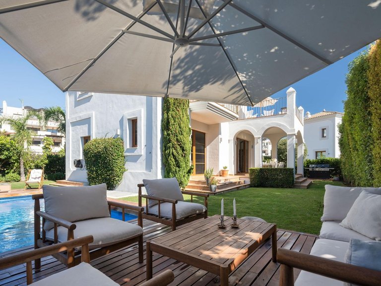 Apartment for Sale in Estepona, Malaga 16