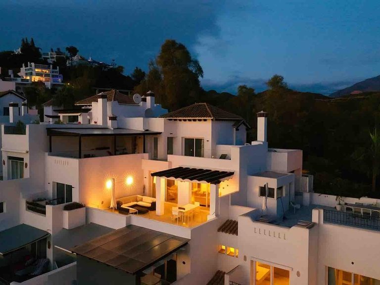Apartment for Sale in Marbella, Malaga 1