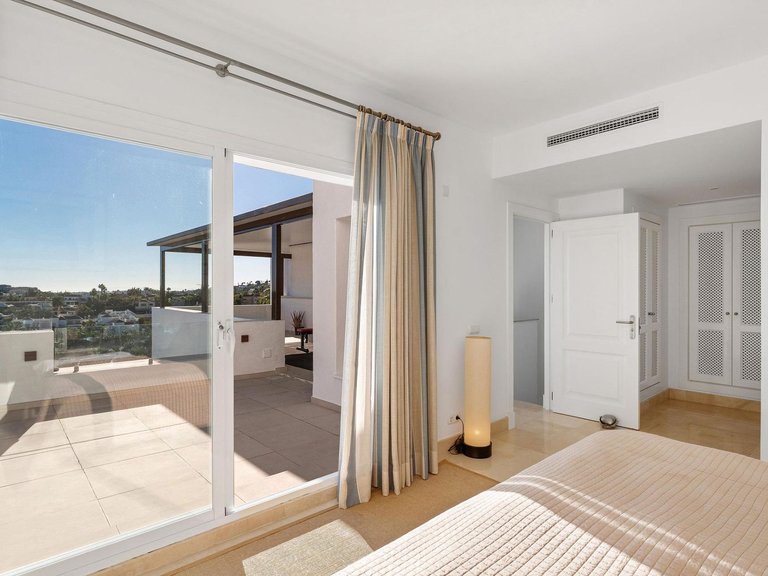 Apartment for Sale in Marbella, Malaga 20