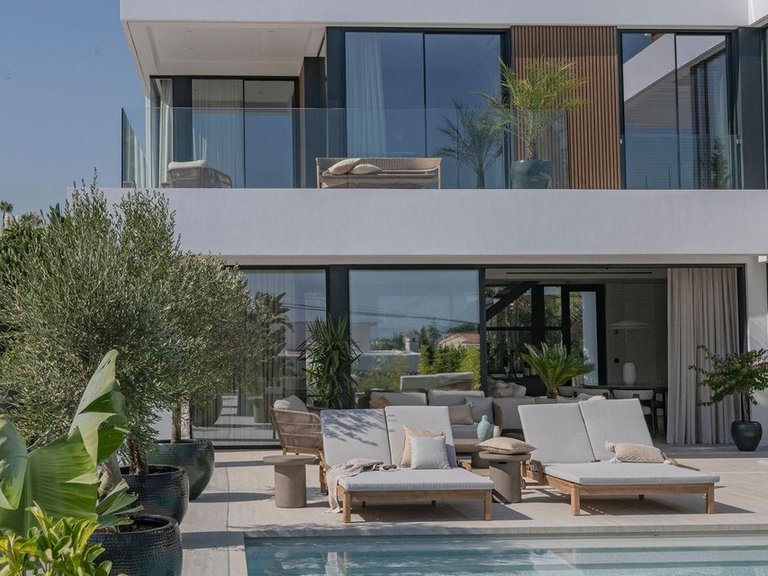 Apartment for Sale in Marbella, Malaga 91