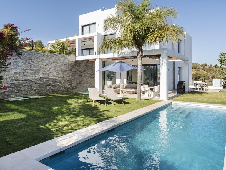 Apartment for Sale in Marbella, Malaga 1