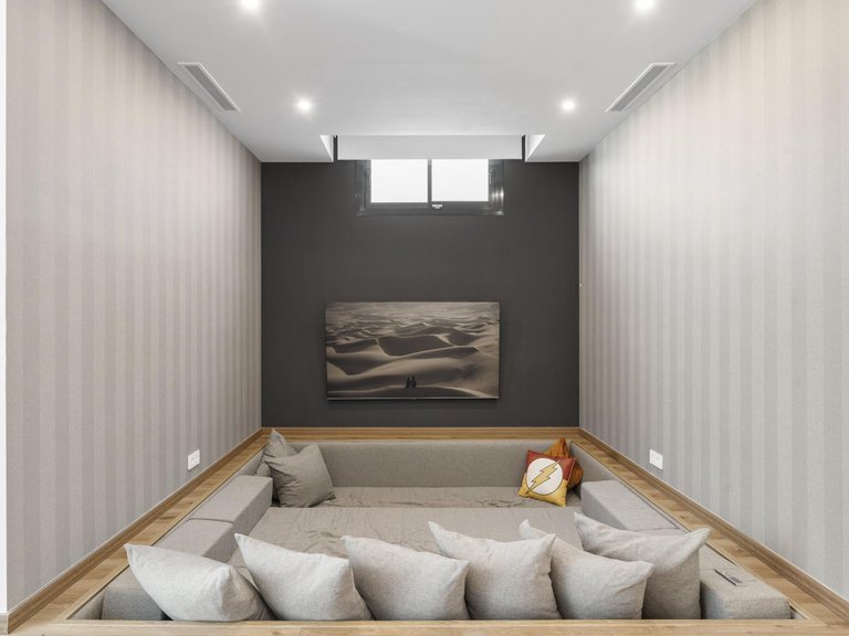 Apartment for Sale in Marbella, Malaga 25