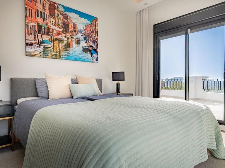 Apartment for Sale in Benahavis, Malaga 15