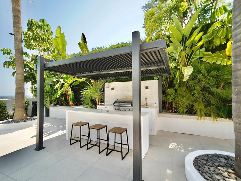 Apartment for Sale in Benahavis, Malaga 37