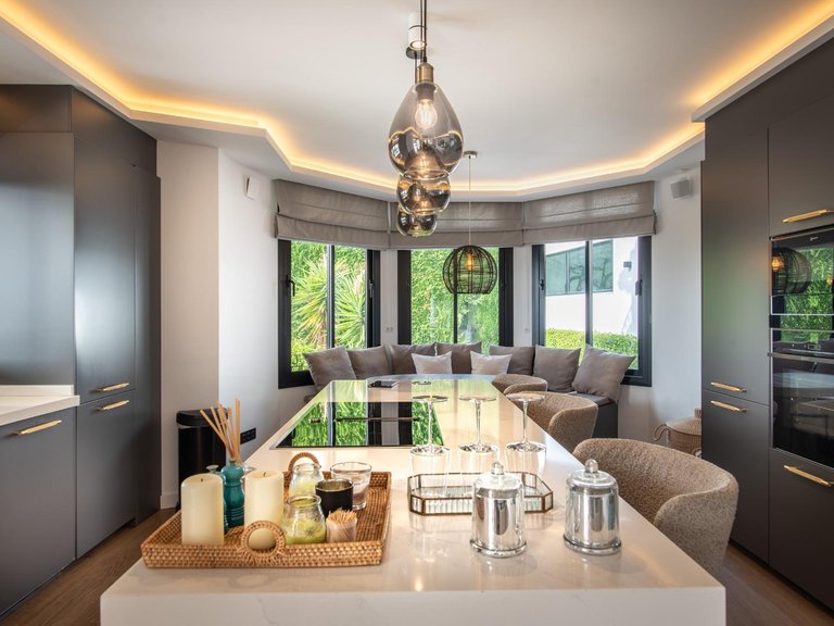 Apartment for Sale in Benahavis, Malaga 8