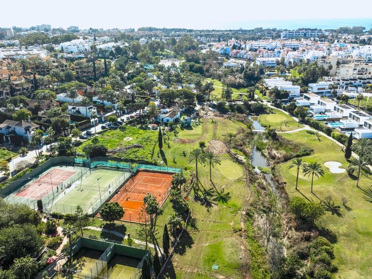 Apartment for Sale in Estepona, Malaga 40