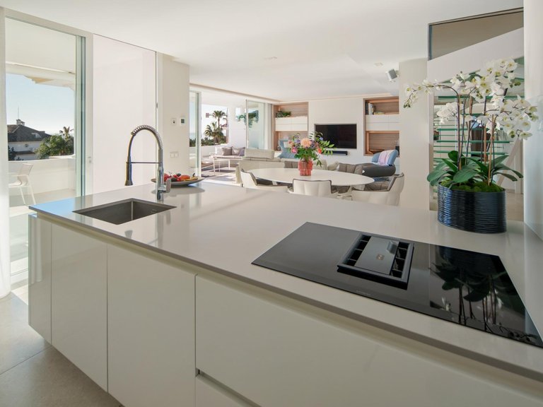 Apartment for Sale in Marbella, Malaga 15