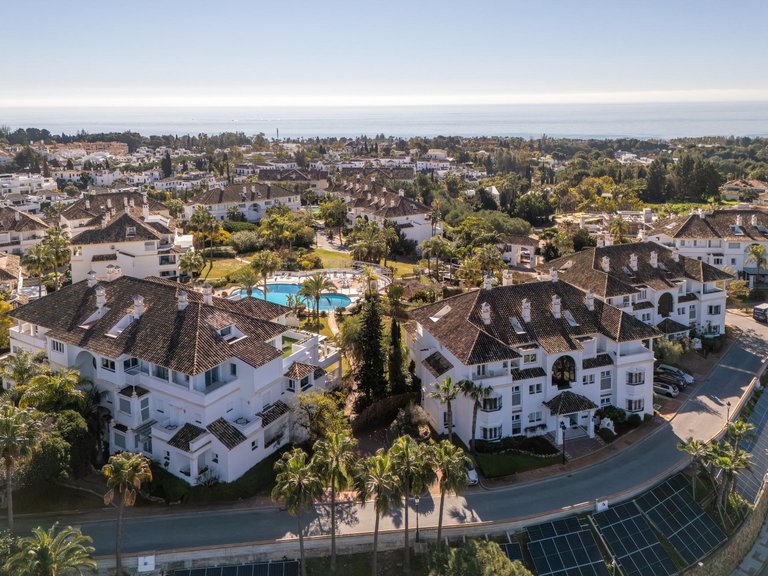Apartment for Sale in Marbella, Malaga 35