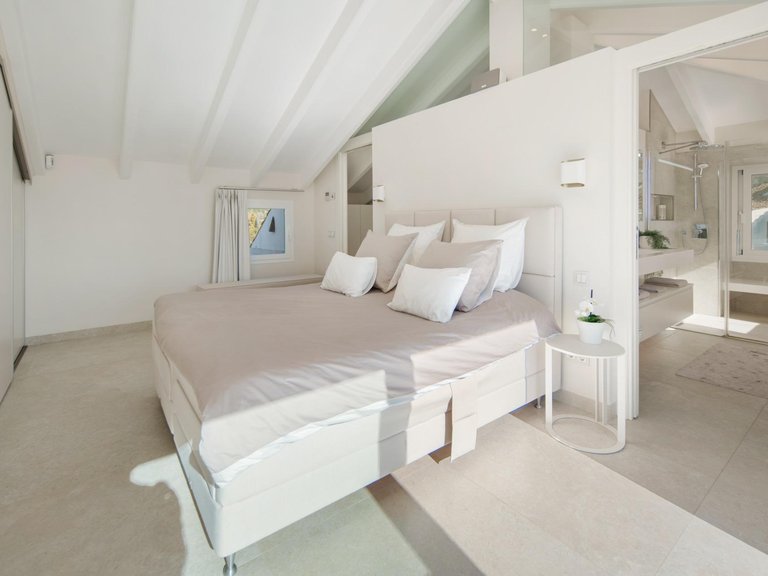 Apartment for Sale in Marbella, Malaga 44