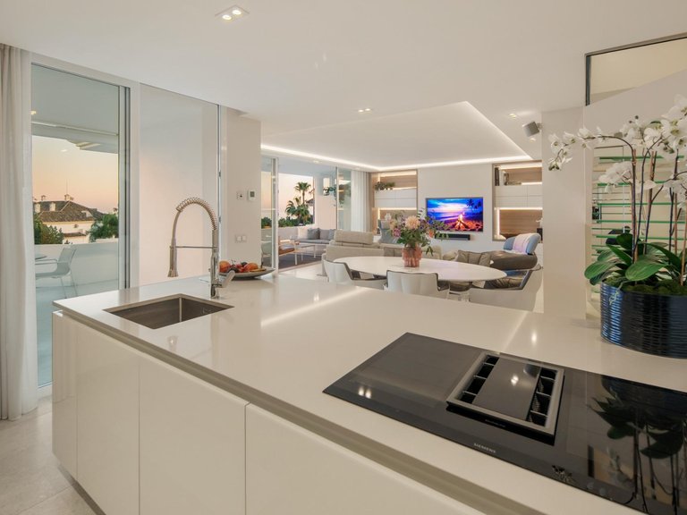Apartment for Sale in Marbella, Malaga 45
