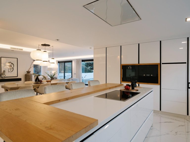 Apartment for Sale in Marbella, Malaga 12