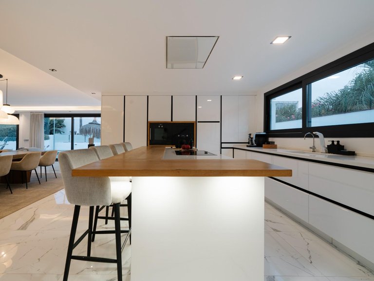 Apartment for Sale in Marbella, Malaga 14