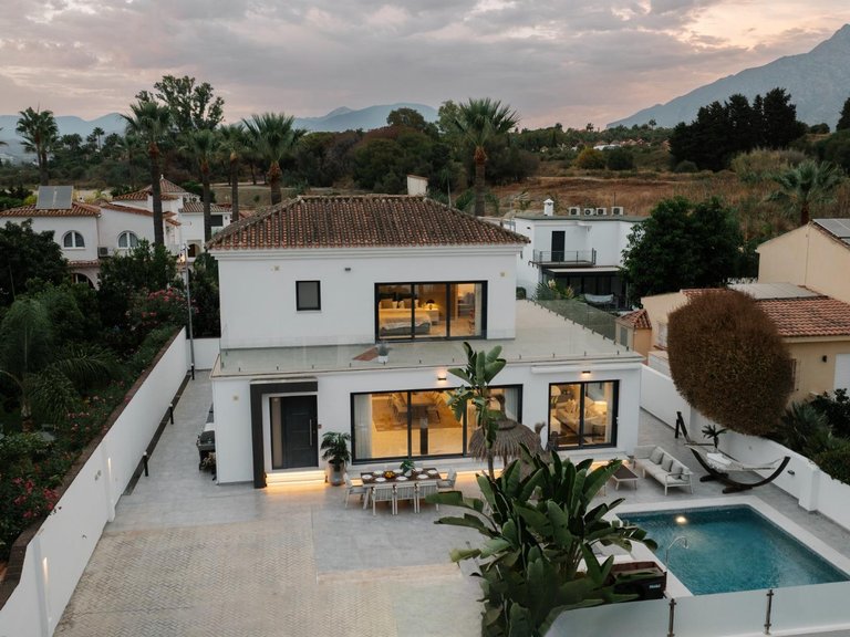 Apartment for Sale in Marbella, Malaga 2