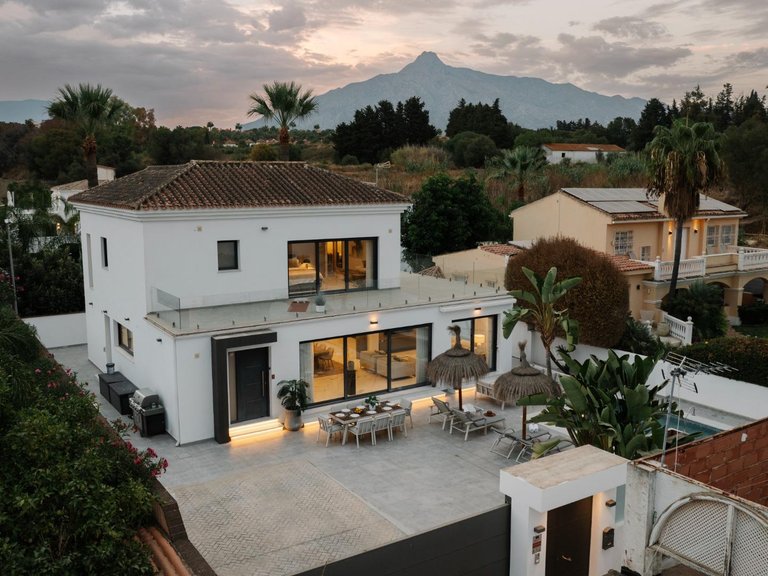 Apartment for Sale in Marbella, Malaga 47