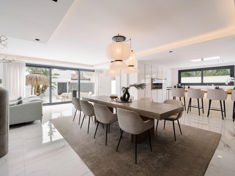Apartment for Sale in Marbella, Malaga 82
