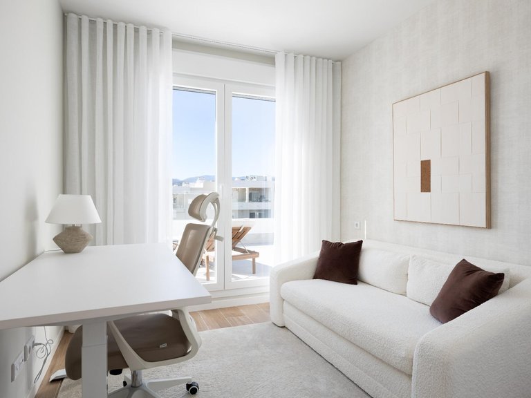 Penthouse for Sale in Marbella, Malaga 32