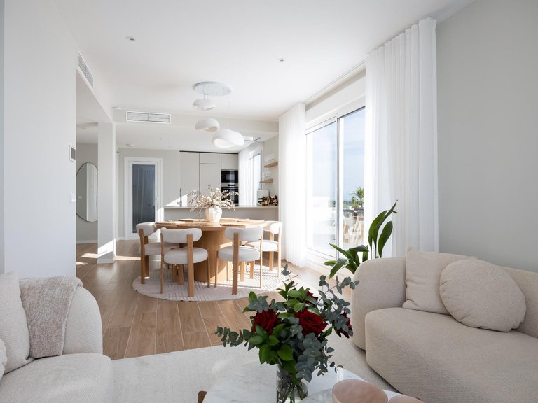 Penthouse for Sale in Marbella, Malaga 4