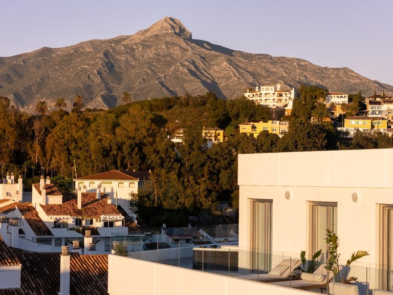 Penthouse for Sale in Marbella, Malaga 46