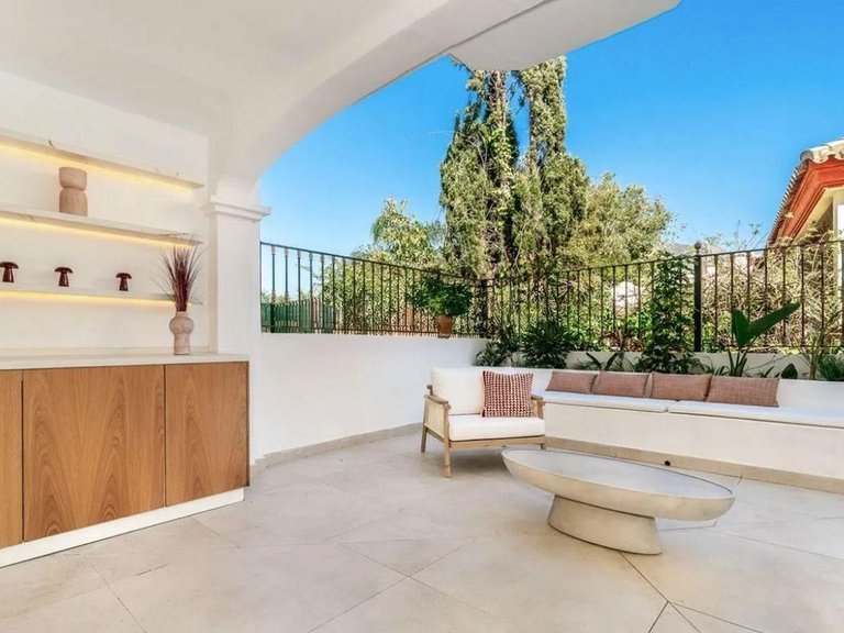 Apartment for Sale in Marbella, Malaga 14