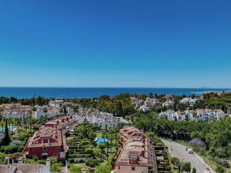 Apartment for Sale in Marbella, Malaga 17