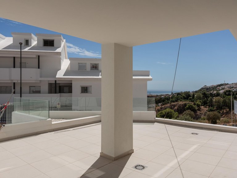 Apartment for Sale in Benalmádena, Malaga 10