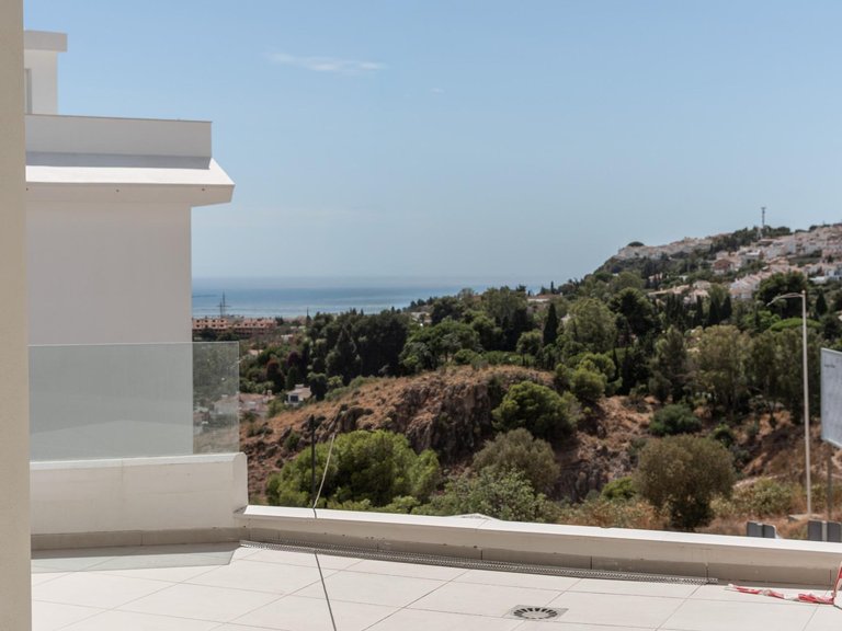 Apartment for Sale in Benalmádena, Malaga 11
