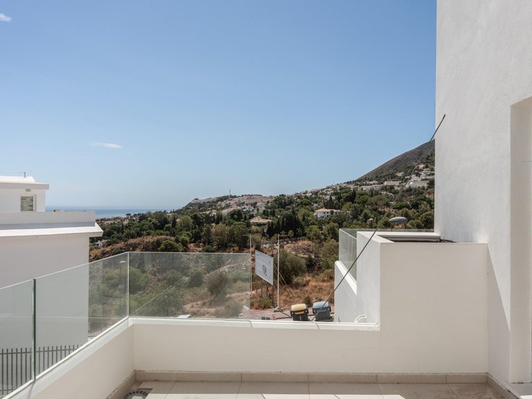 Apartment for Sale in Benalmádena, Malaga 14