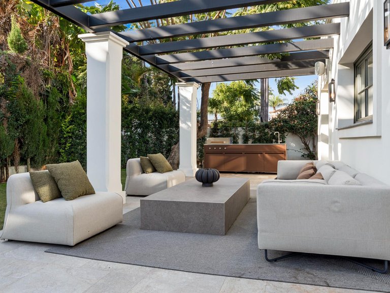Villa for Sale in Marbella, Malaga 12