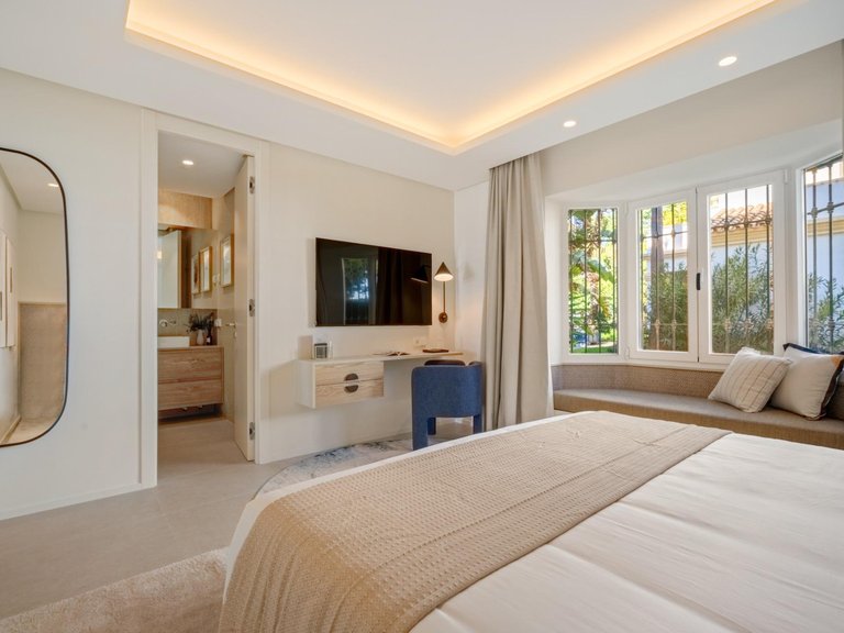 Apartment for Sale in Marbella, Malaga 26