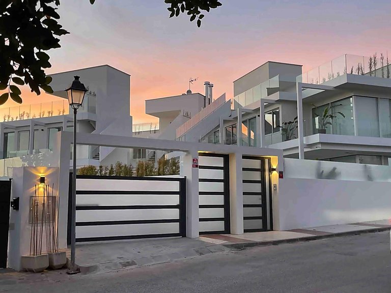Apartment for Sale in Marbella, Malaga 1