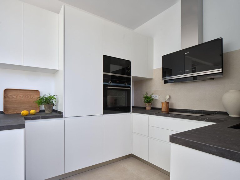 Apartment for Sale in Marbella, Malaga 11