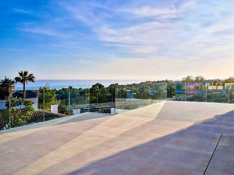 Apartment for Sale in Marbella, Malaga 37