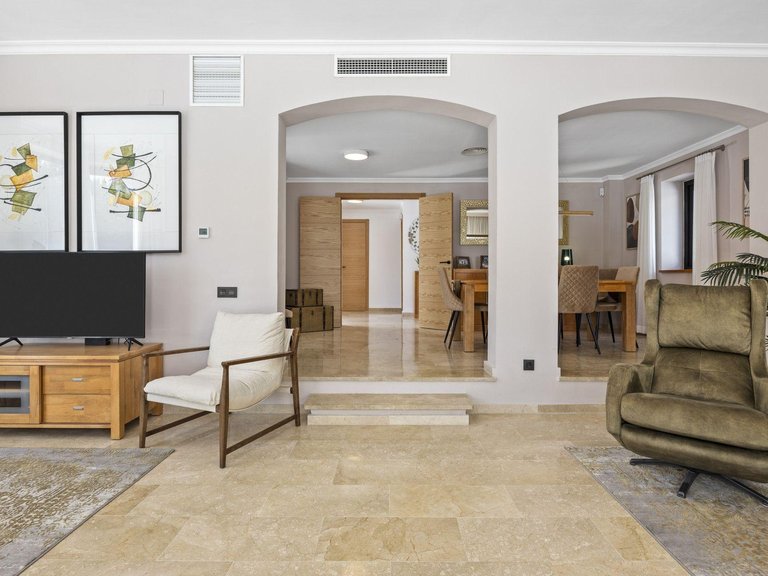 Apartment for Sale in Estepona, Malaga 14