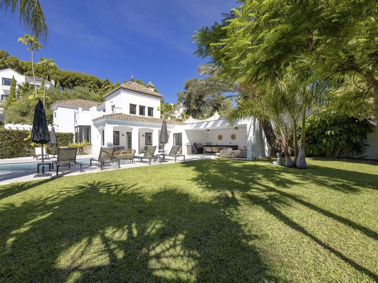 Apartment for Sale in Estepona, Malaga 4