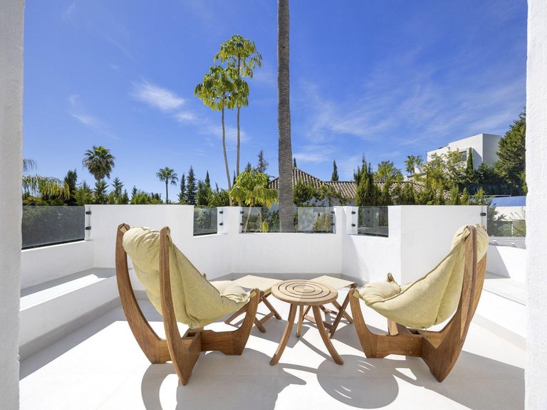 Apartment for Sale in Estepona, Malaga 40