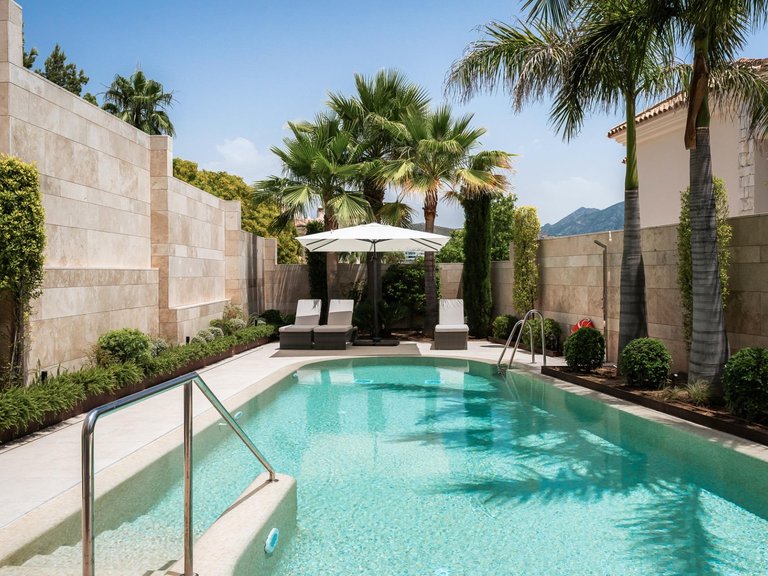 Apartment for Sale in Benahavis, Malaga 26