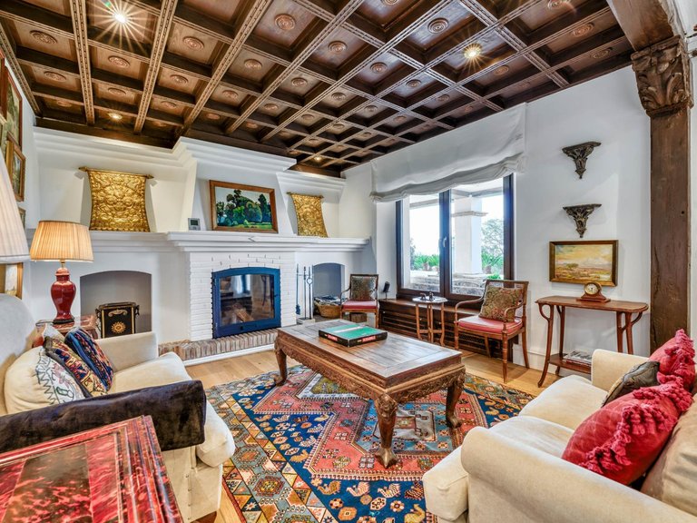 Villa for Sale in Ojen, Malaga 6
