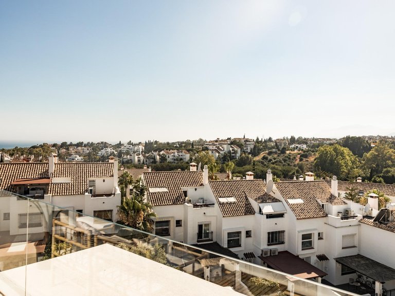 Apartment for Sale in Marbella, Malaga 35