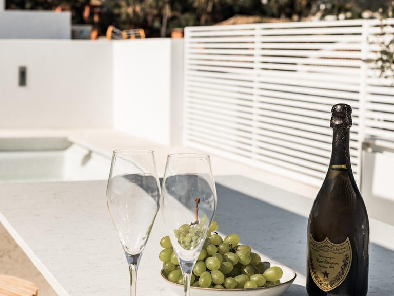 Apartment for Sale in Marbella, Malaga 39