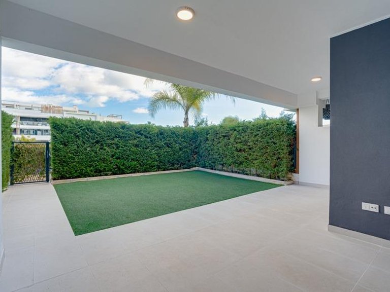 Apartment for Sale in Estepona, Malaga 5