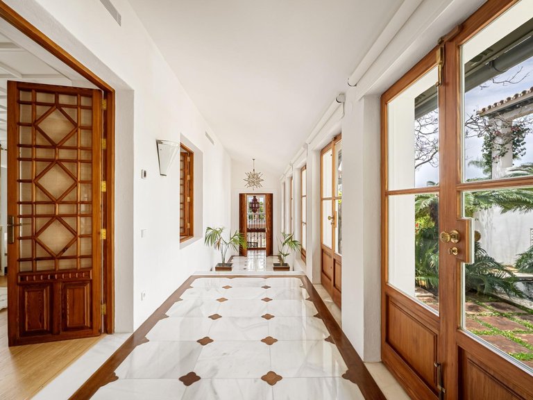 Villa for Sale in Marbella, Malaga 22