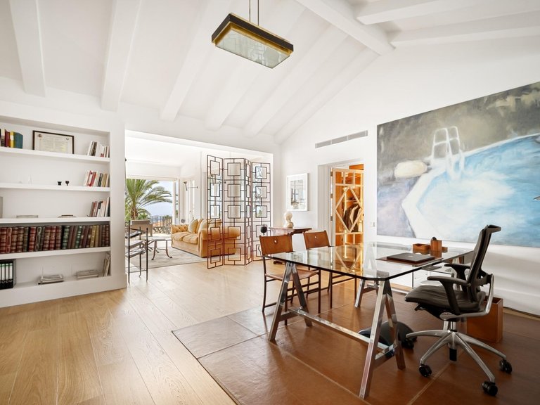 Villa for Sale in Marbella, Malaga 40