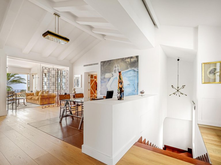 Villa for Sale in Marbella, Malaga 43